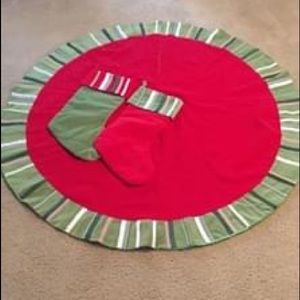 Christmas Tree Skirt & Matching Stockings
